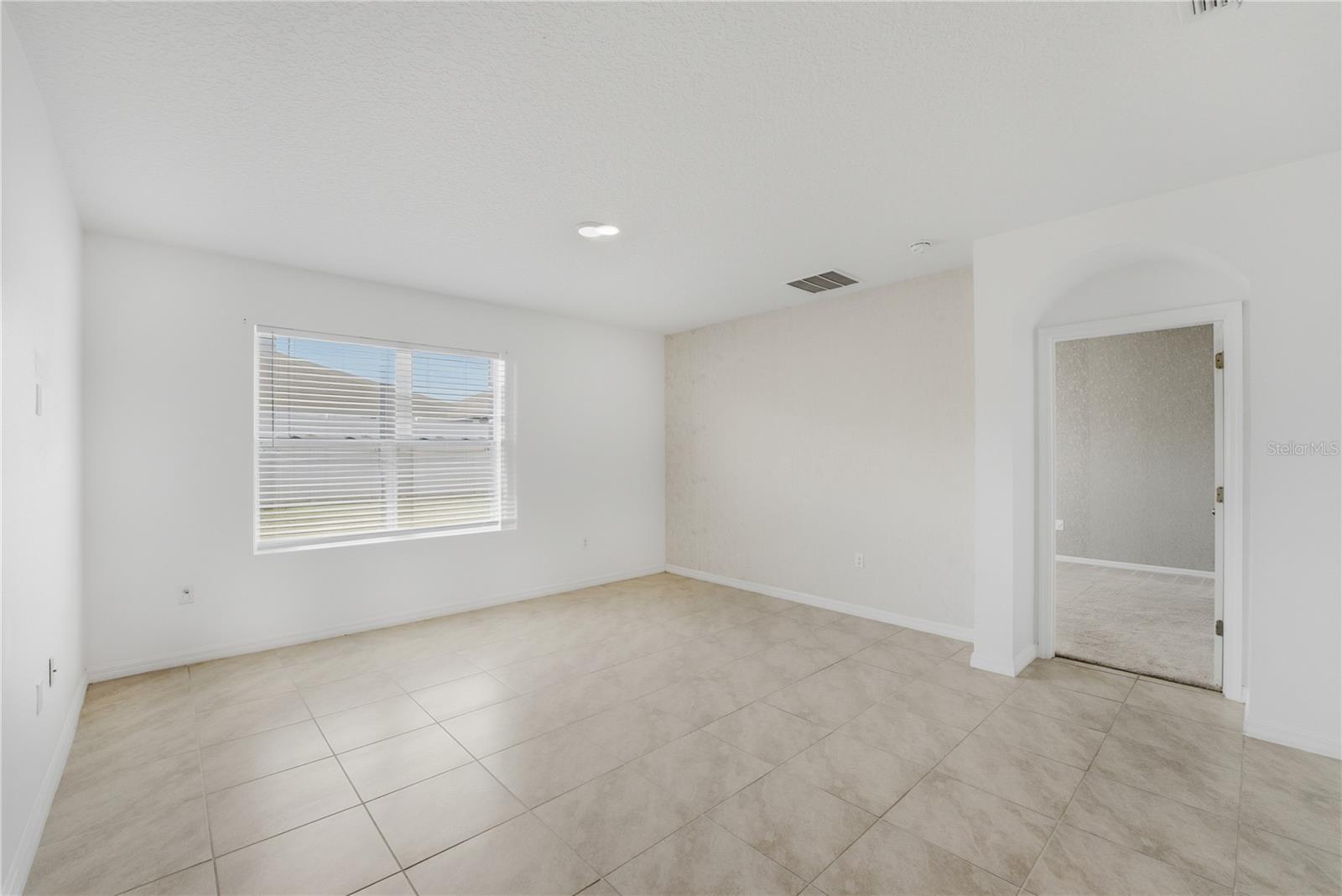 Image 33 of 42 For 1823 Bluepoint Street