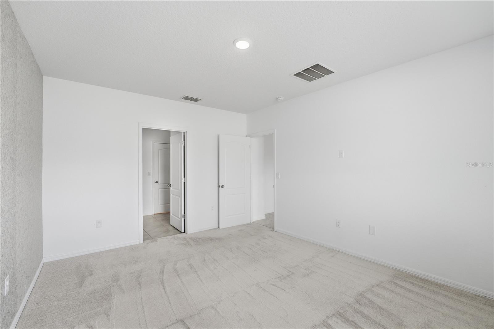 Image 35 of 42 For 1823 Bluepoint Street