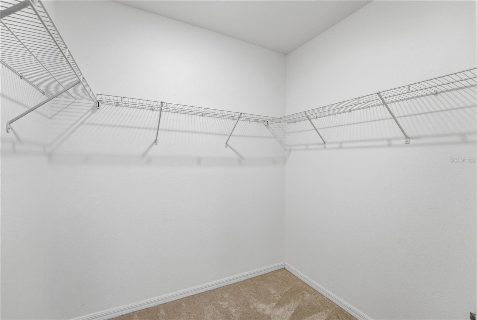 Image 37 of 42 For 1823 Bluepoint Street