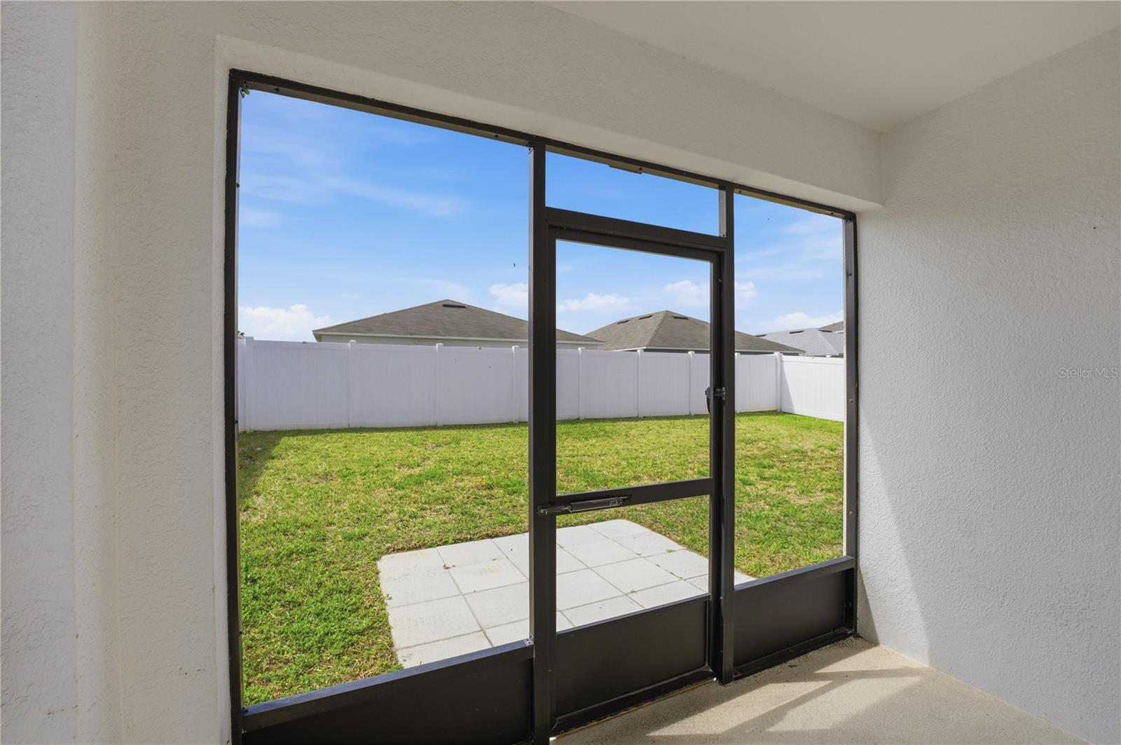 Image 39 of 42 For 1823 Bluepoint Street