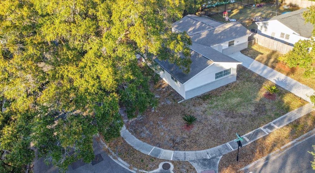 Image 3 of 10 For 613 Marshall Street