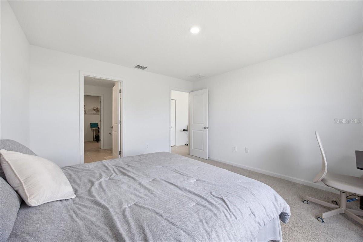 Image 11 of 33 For 2350 Mckinley Drive