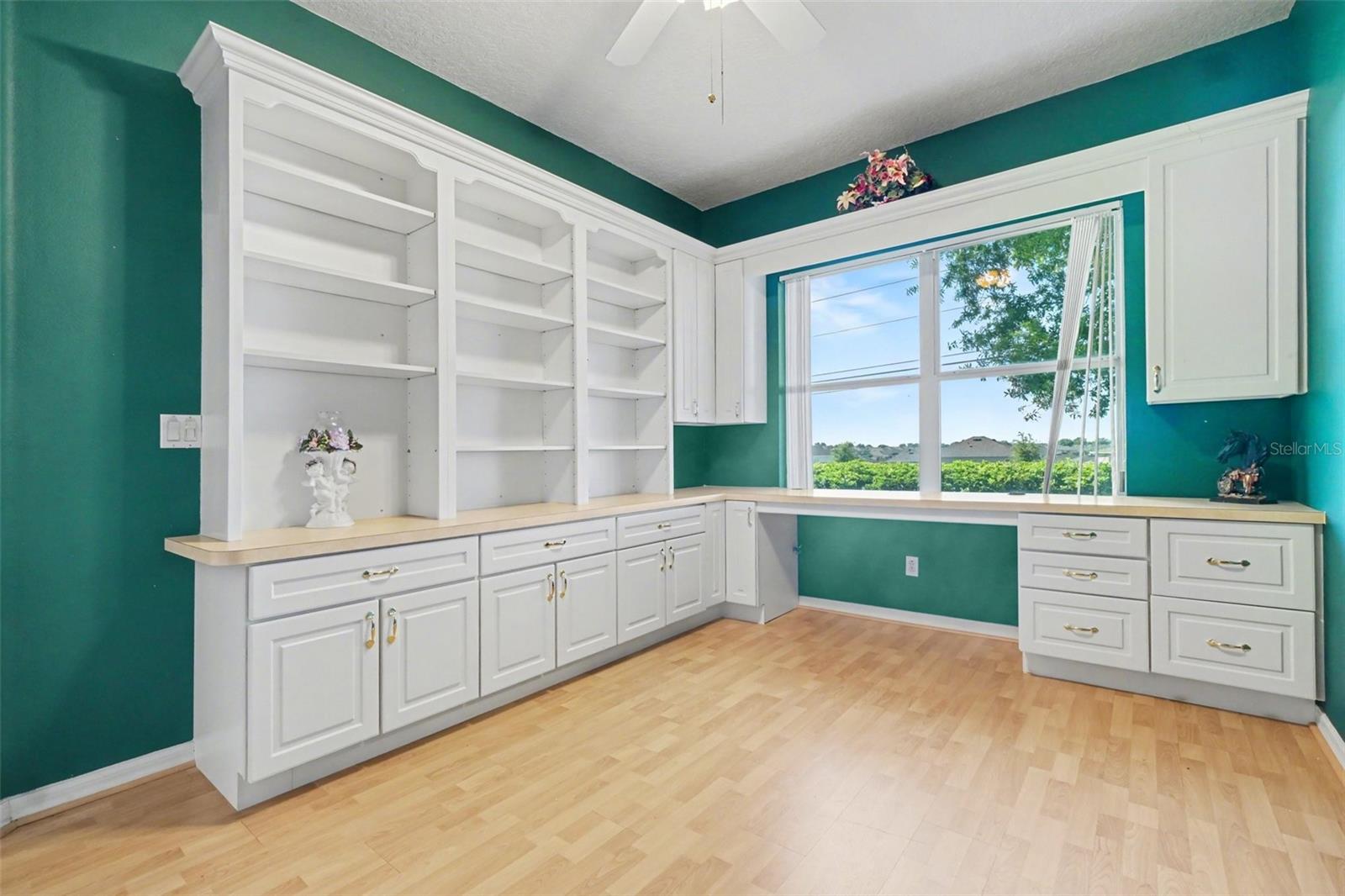 Image 19 of 32 For 4326 Hammersmith Drive