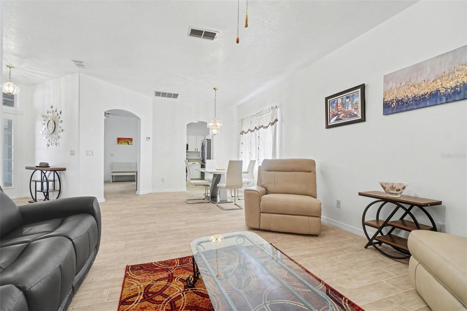 Image 4 of 32 For 4326 Hammersmith Drive