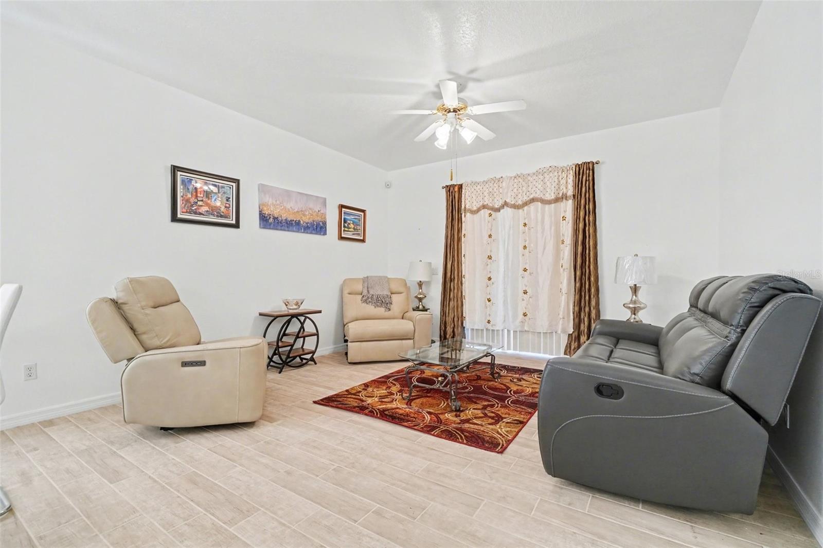 Image 5 of 32 For 4326 Hammersmith Drive