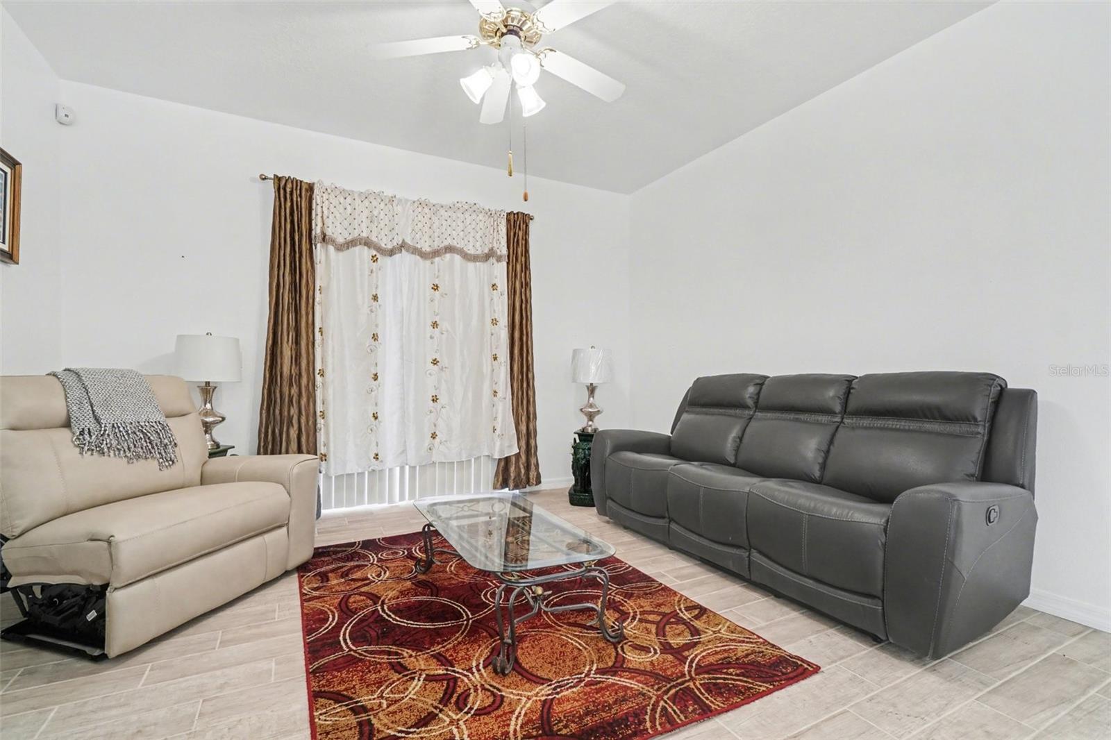 Image 6 of 32 For 4326 Hammersmith Drive