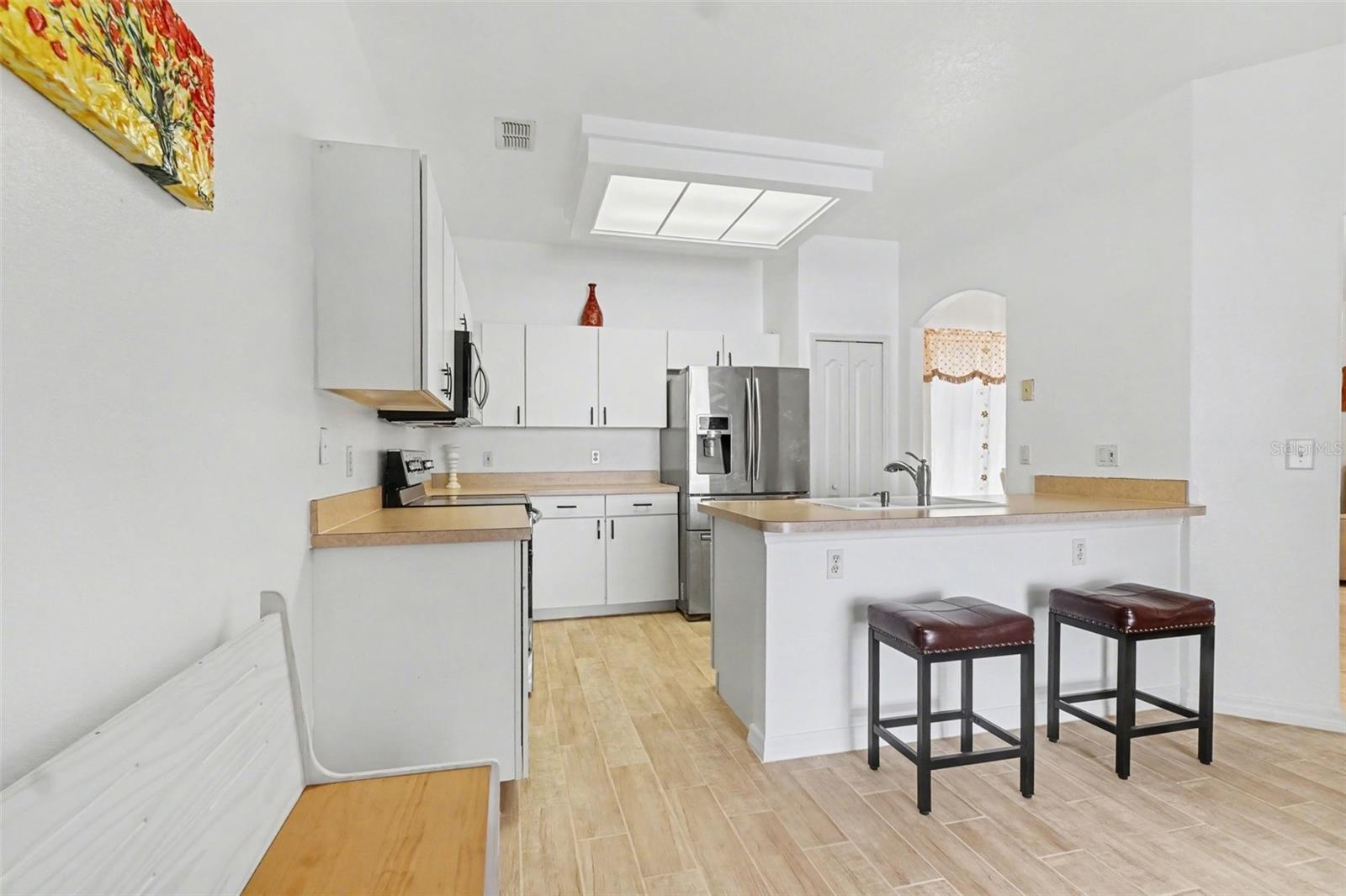 Image 9 of 32 For 4326 Hammersmith Drive