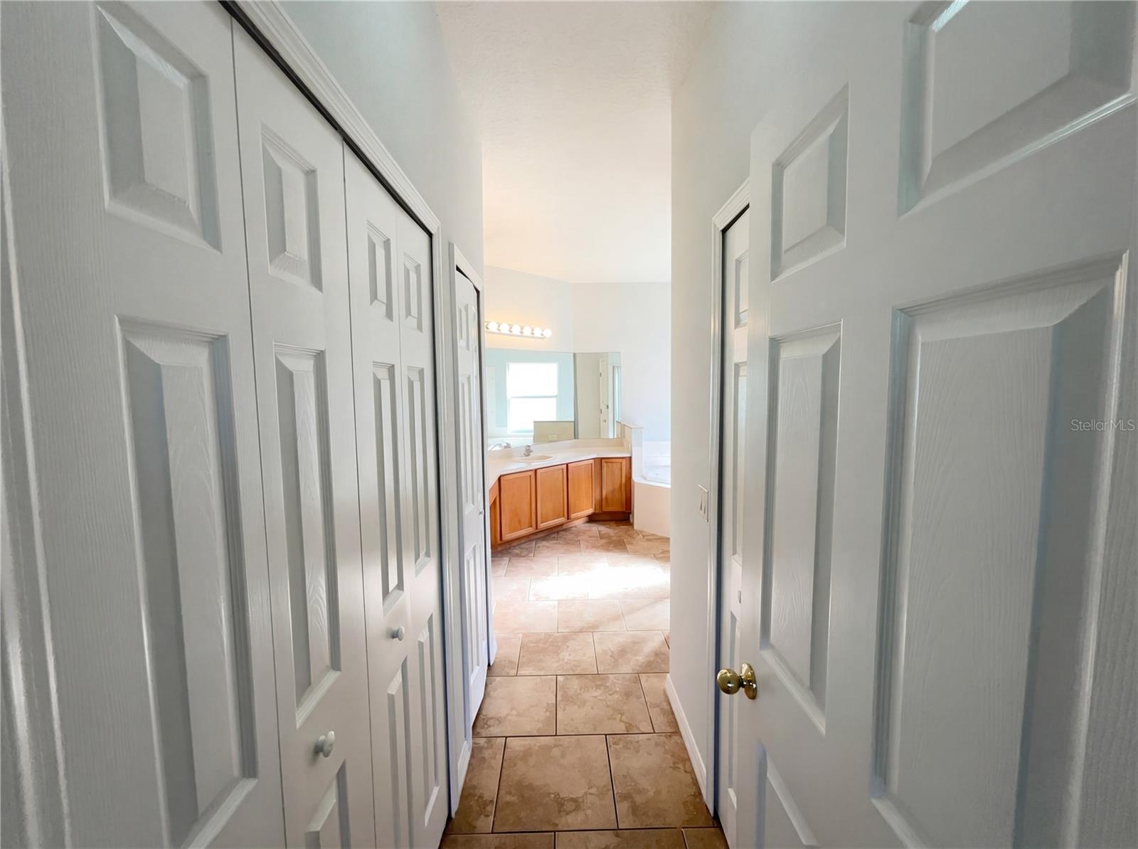 Image 27 of 37 For 3629 Northwoods Drive