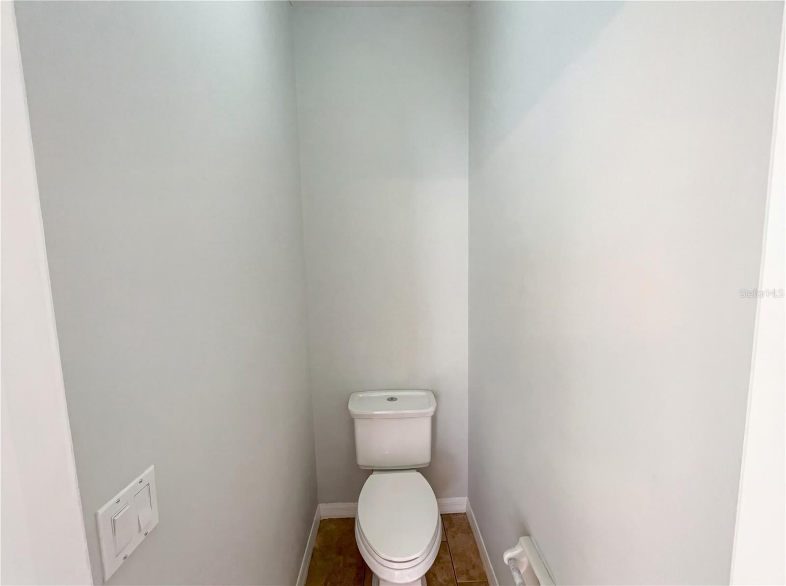 Image 32 of 37 For 3629 Northwoods Drive