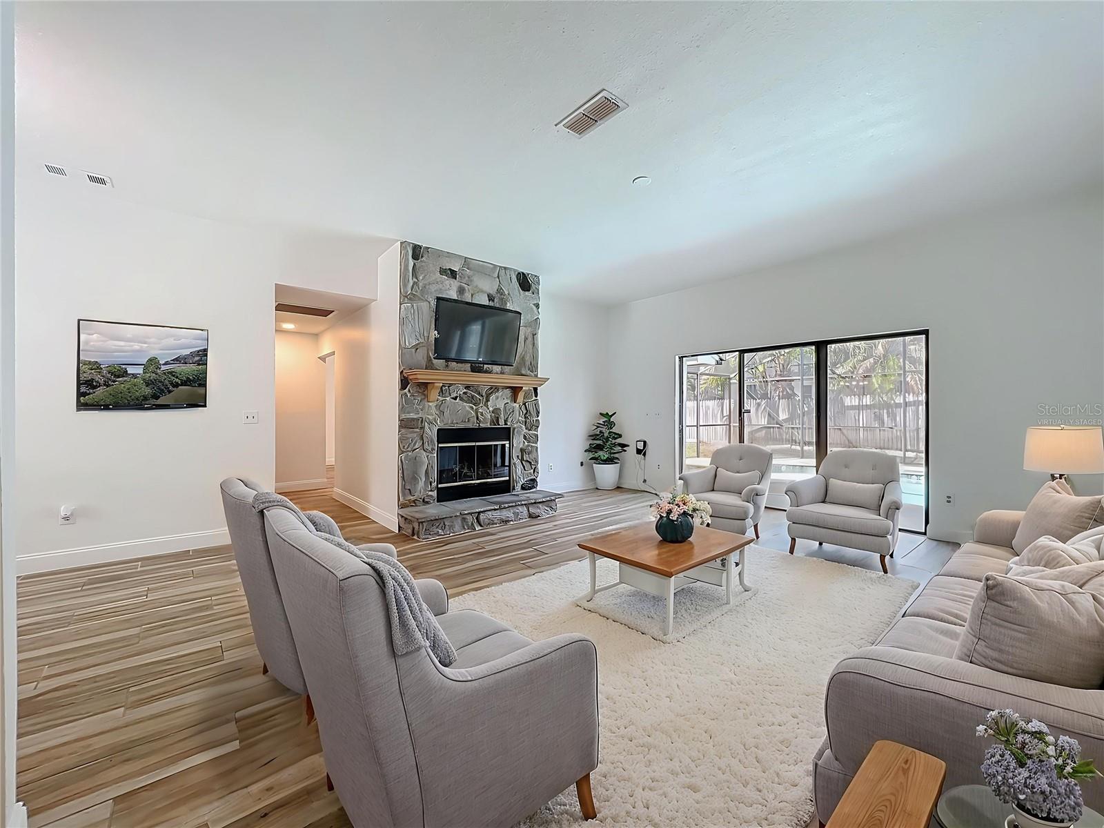 Image 2 of 53 For 637 Starstone Drive