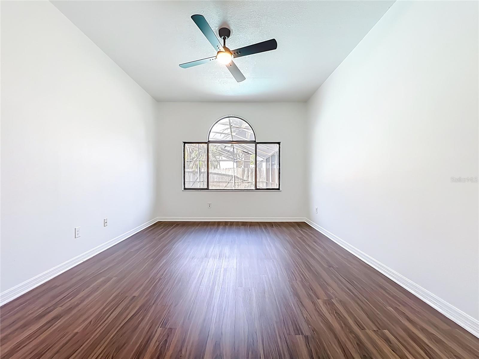 Image 31 of 53 For 637 Starstone Drive