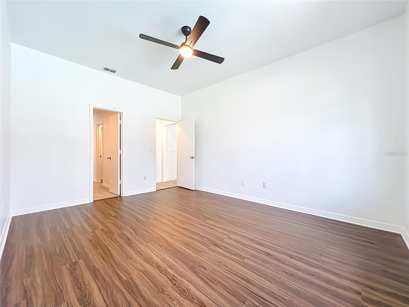 Image 32 of 53 For 637 Starstone Drive