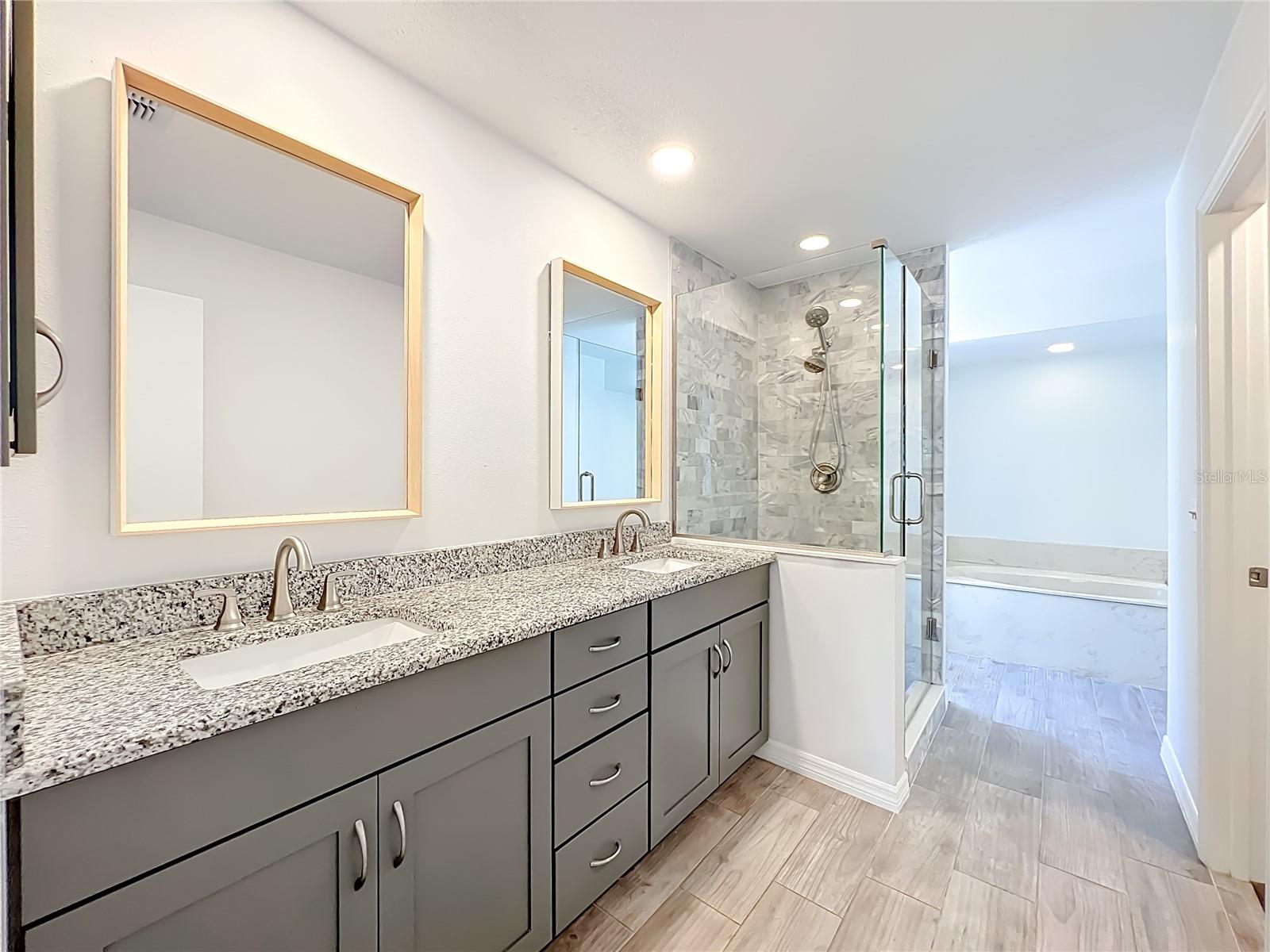 Image 33 of 53 For 637 Starstone Drive