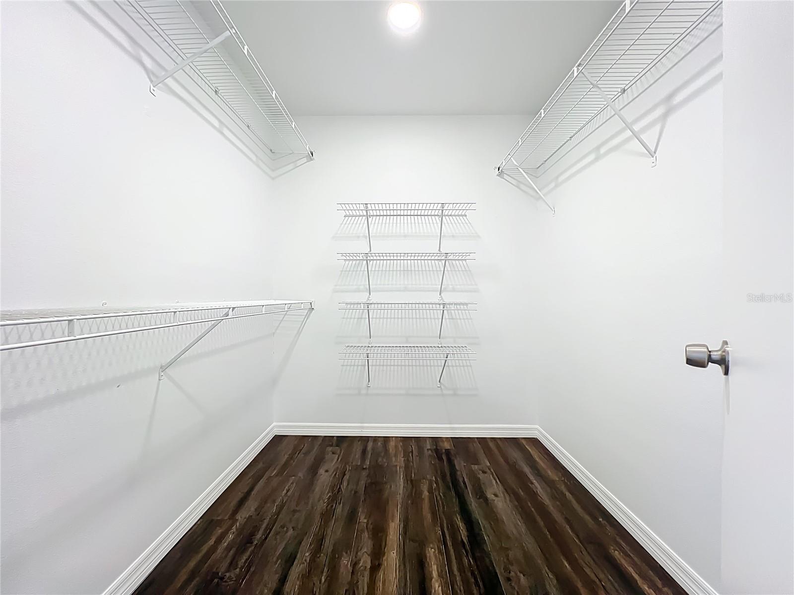 Image 34 of 53 For 637 Starstone Drive