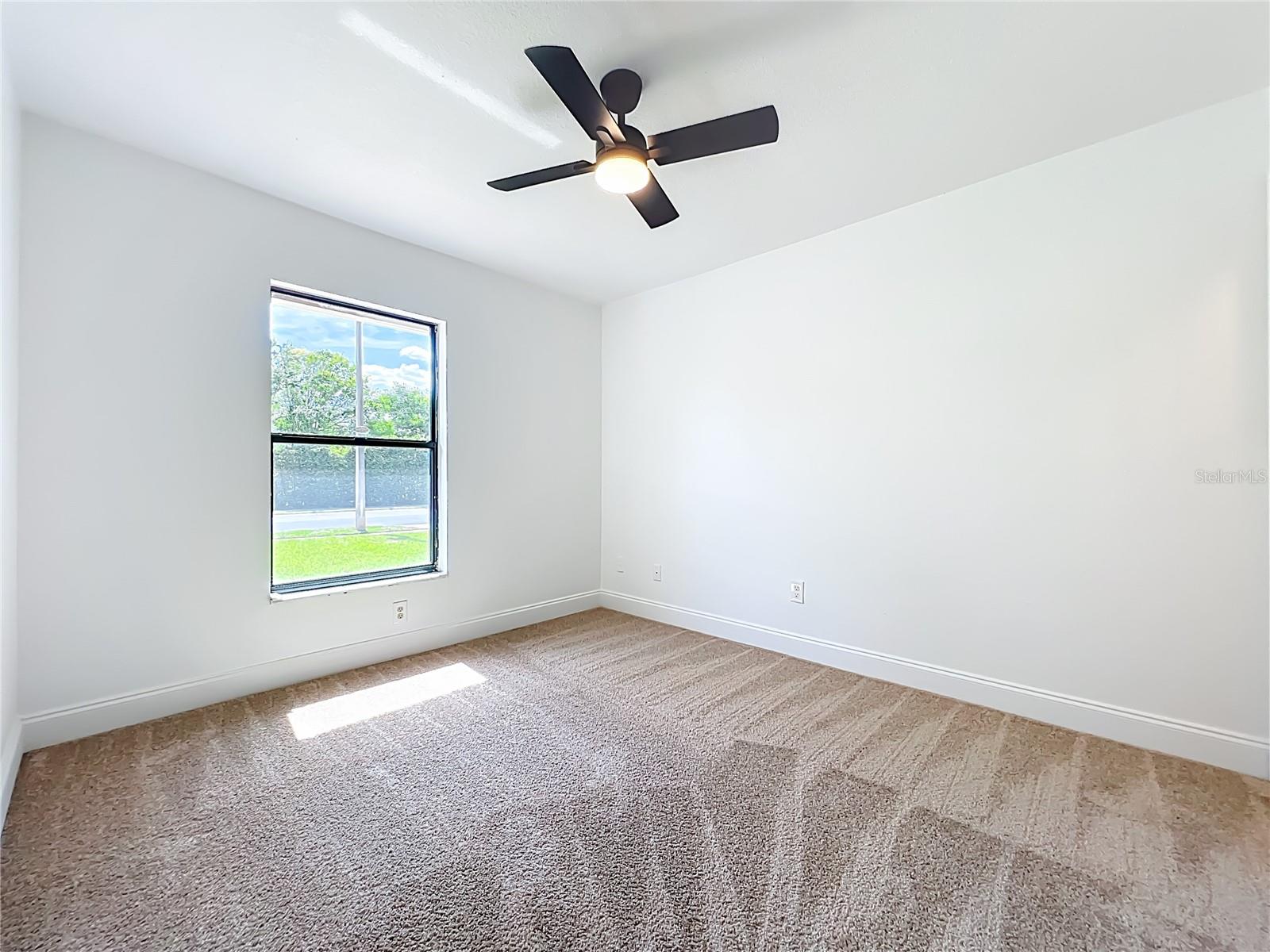 Image 39 of 53 For 637 Starstone Drive