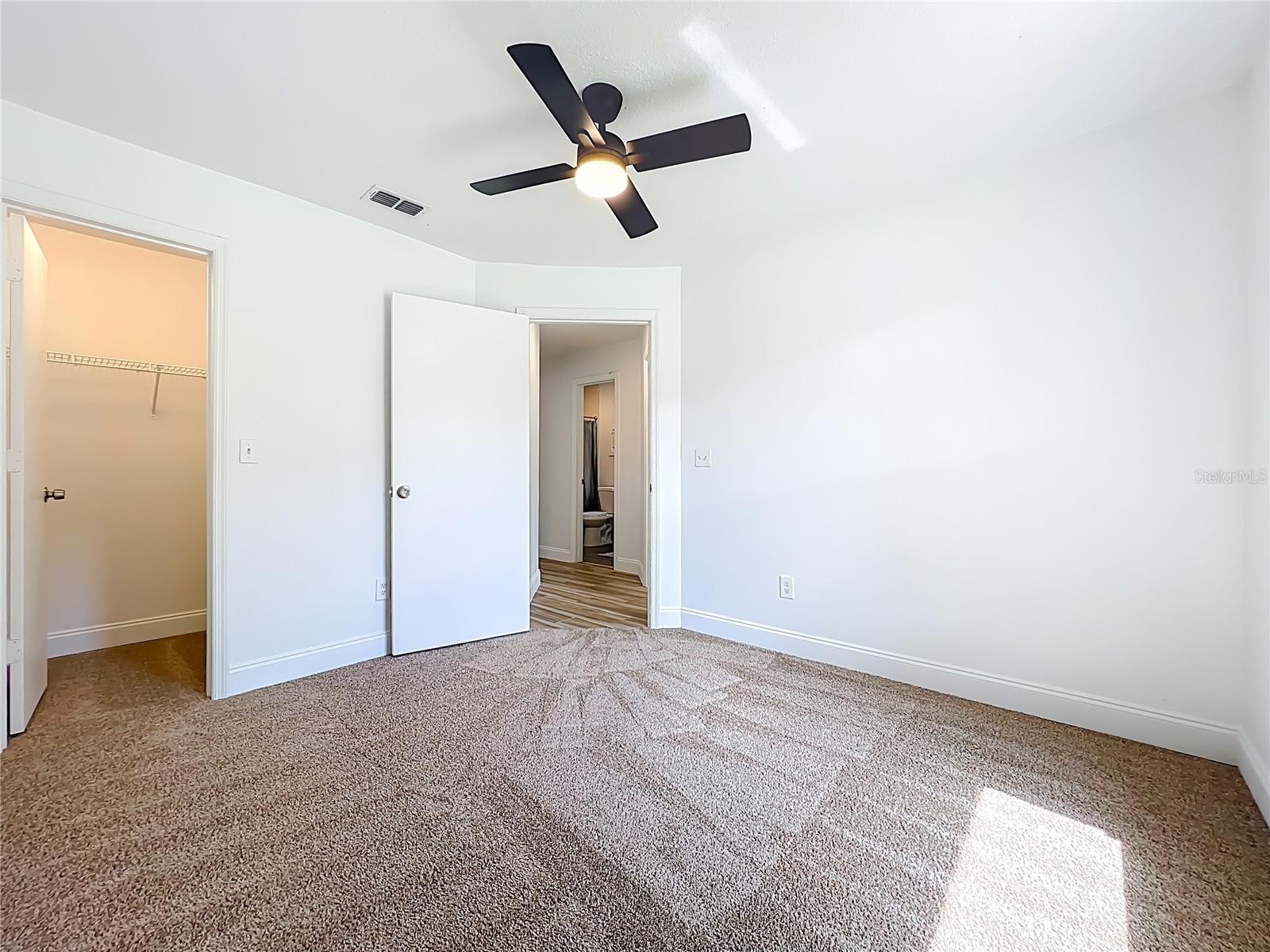 Image 40 of 53 For 637 Starstone Drive