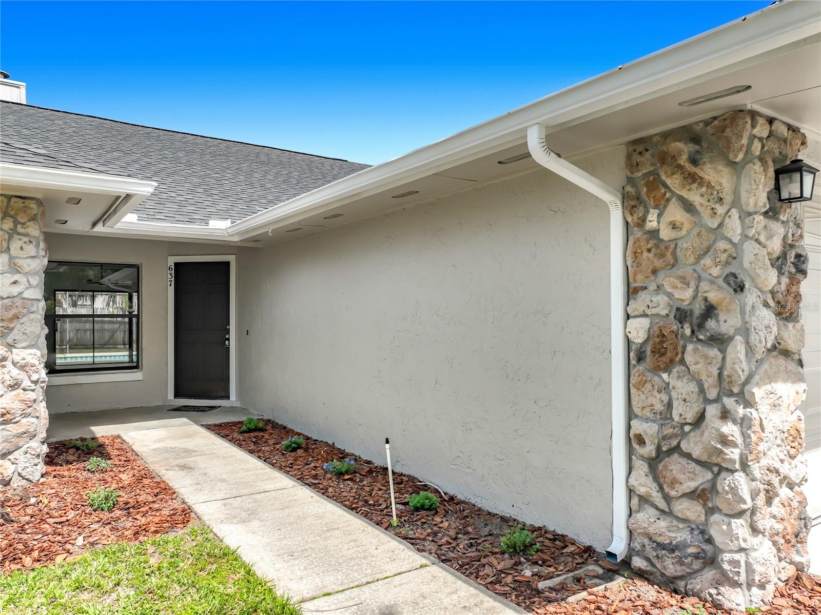 Image 7 of 53 For 637 Starstone Drive