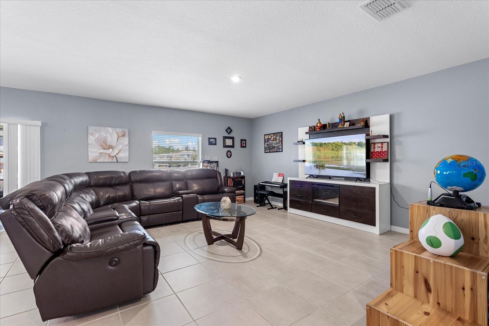 Image 4 of 28 For 397 White Heron Way