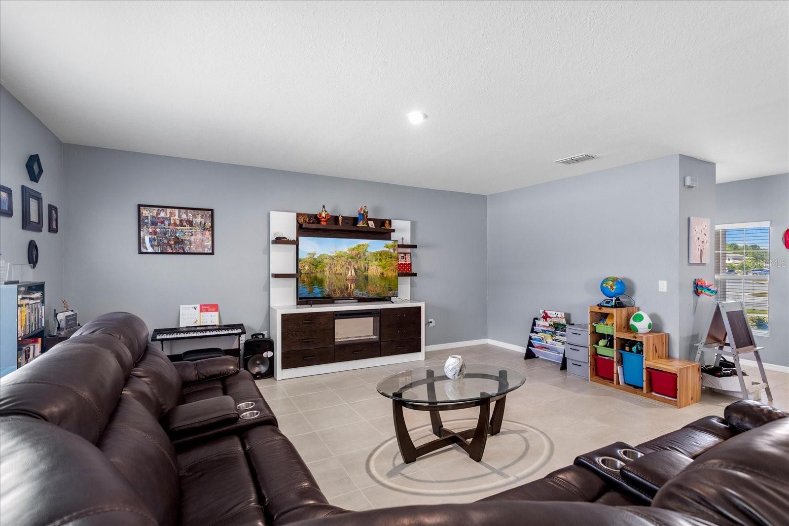 Image 6 of 28 For 397 White Heron Way