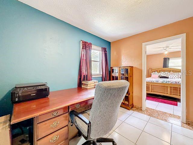 Image 17 of 35 For 6025 Margie Court Court