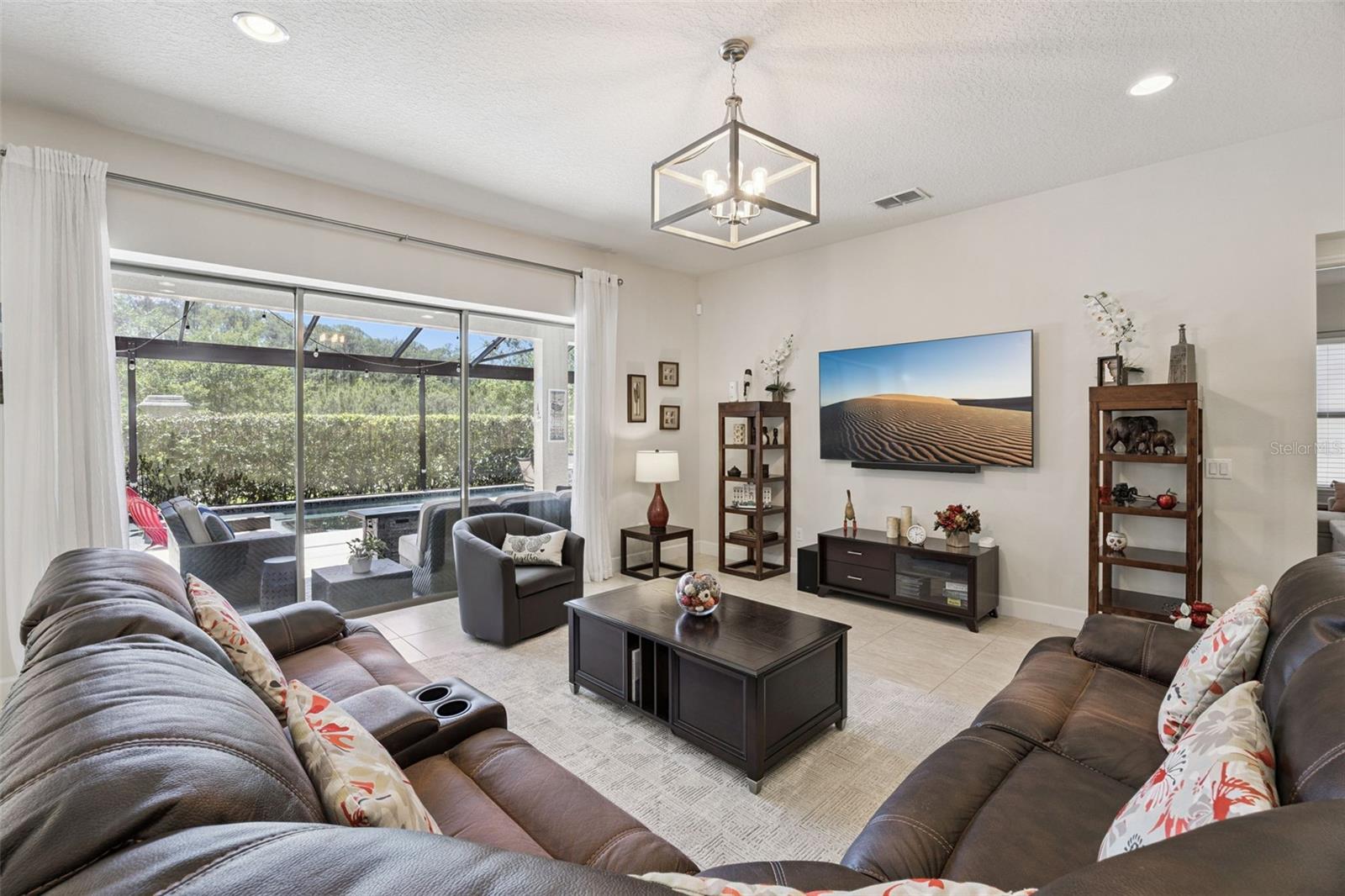 Image 15 of 51 For 9295 Royal Estates Boulevard