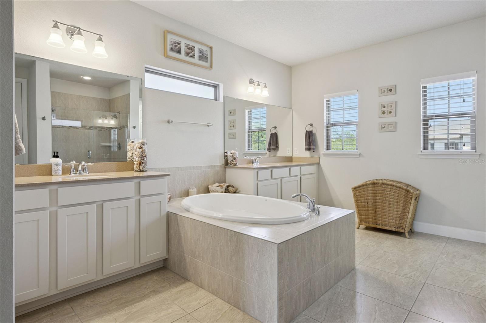 Image 28 of 51 For 9295 Royal Estates Boulevard