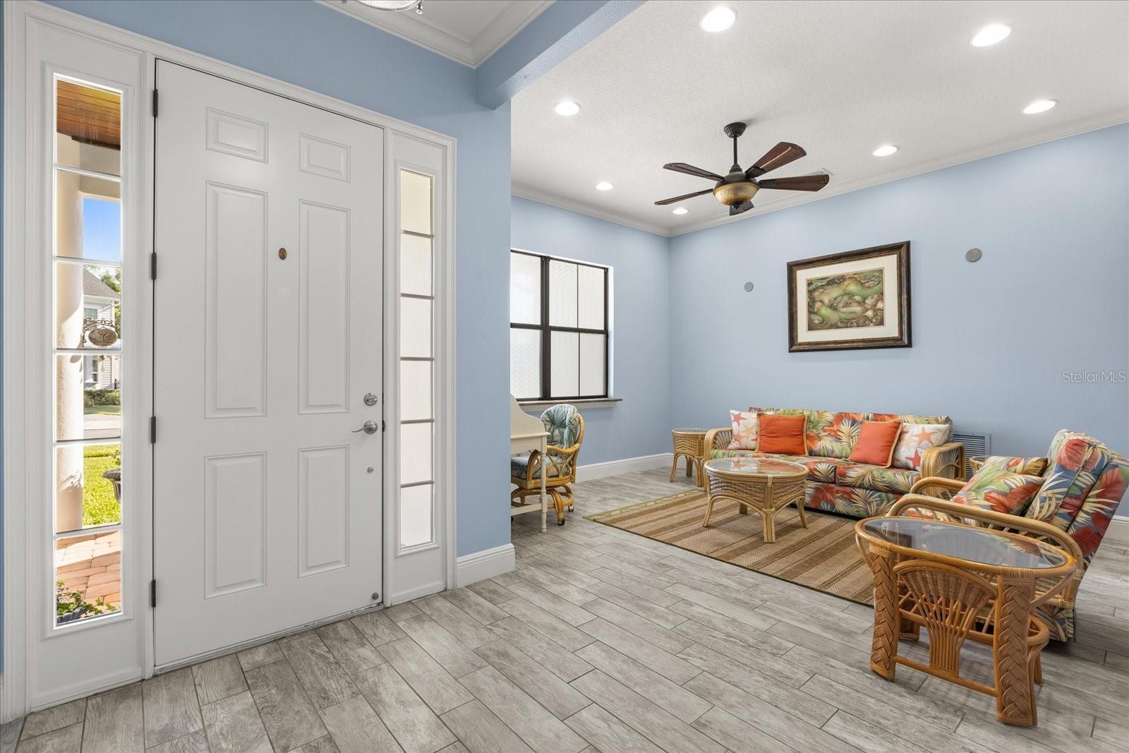 Image 4 of 36 For 200 Vine Street