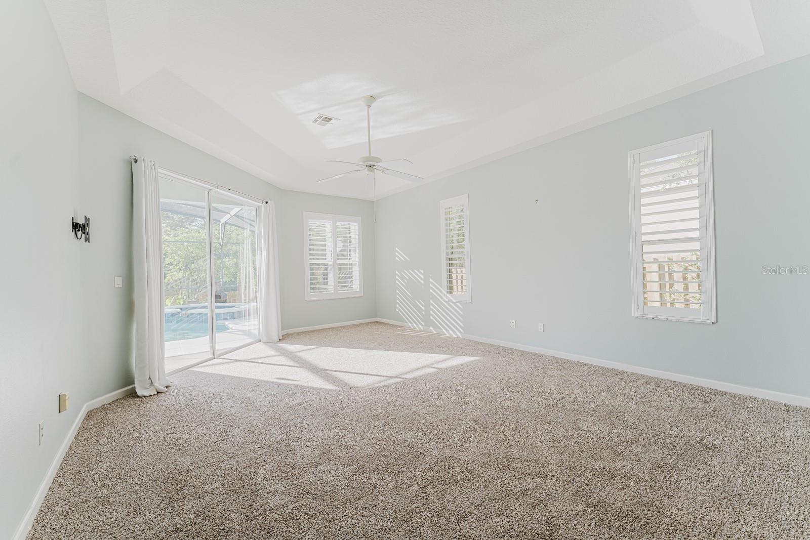 Image 15 of 39 For 3645 Rochelle Lane