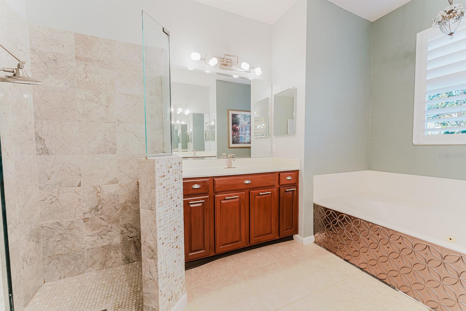 Image 17 of 39 For 3645 Rochelle Lane