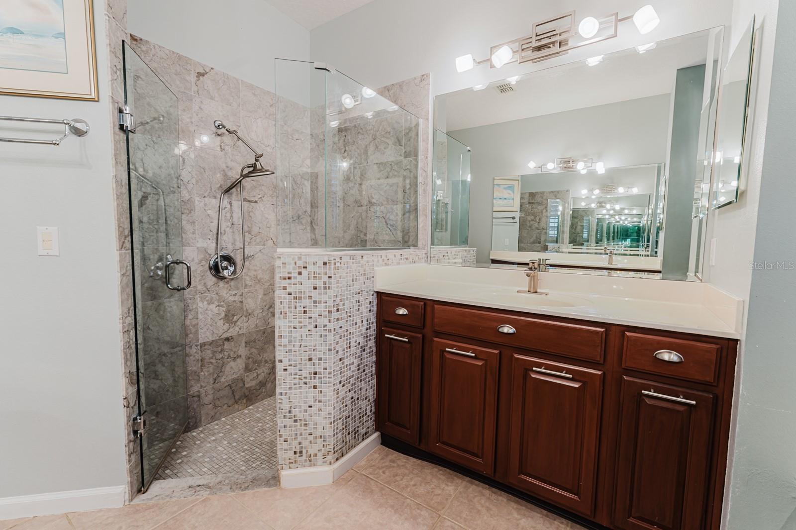 Image 19 of 39 For 3645 Rochelle Lane