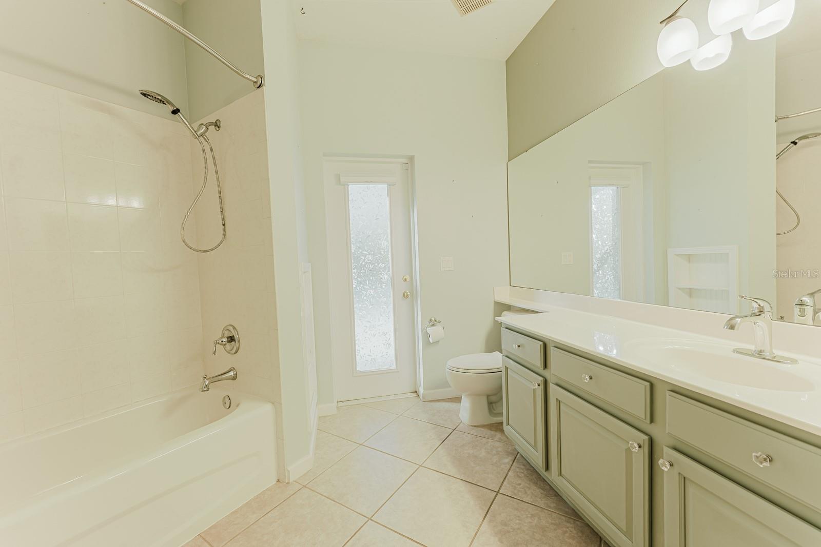 Image 26 of 39 For 3645 Rochelle Lane