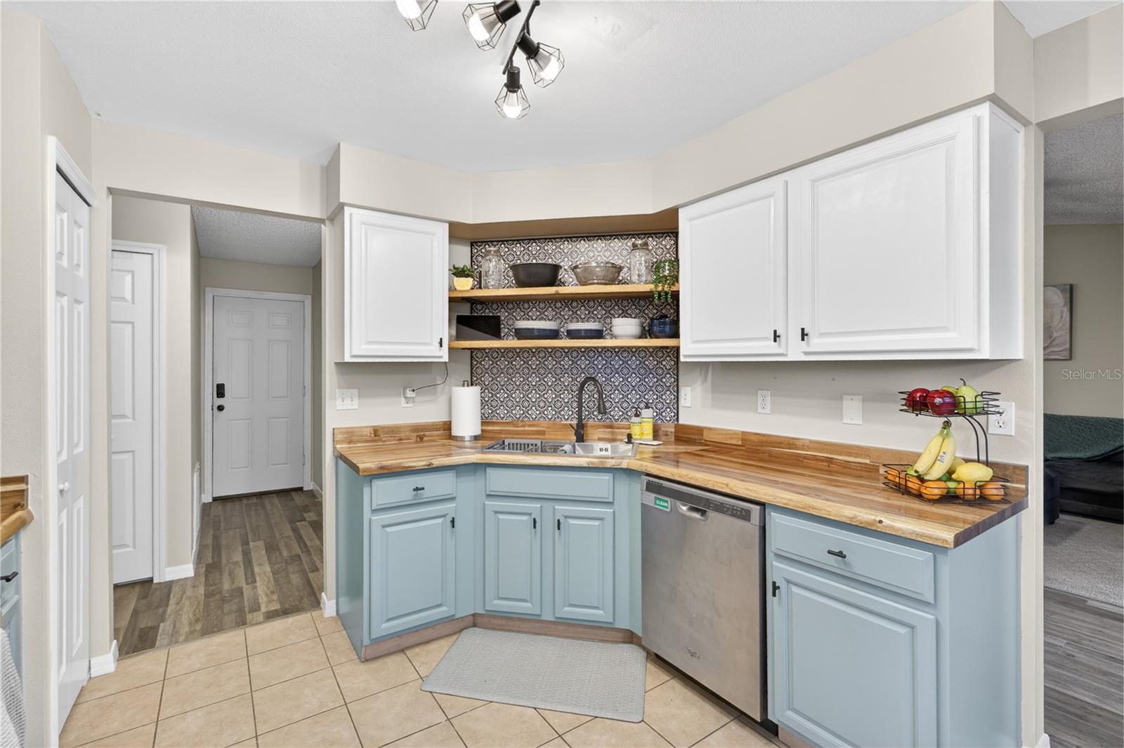 Image 12 of 36 For 11736 Chapelle Court