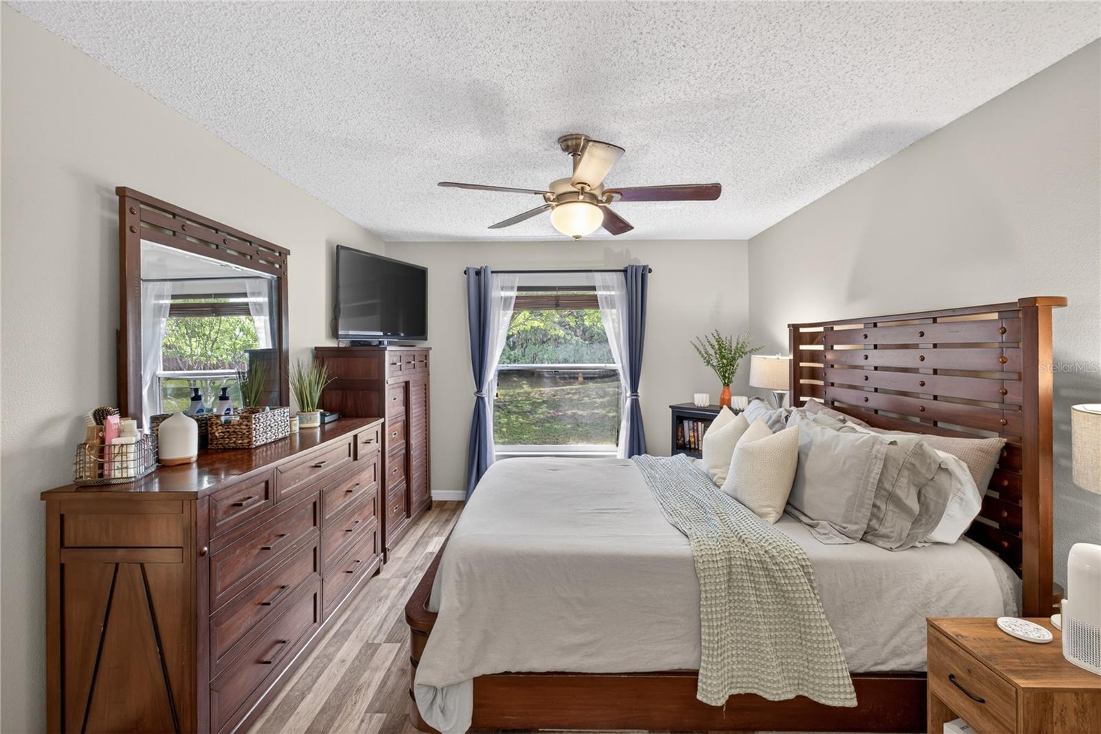 Image 18 of 36 For 11736 Chapelle Court