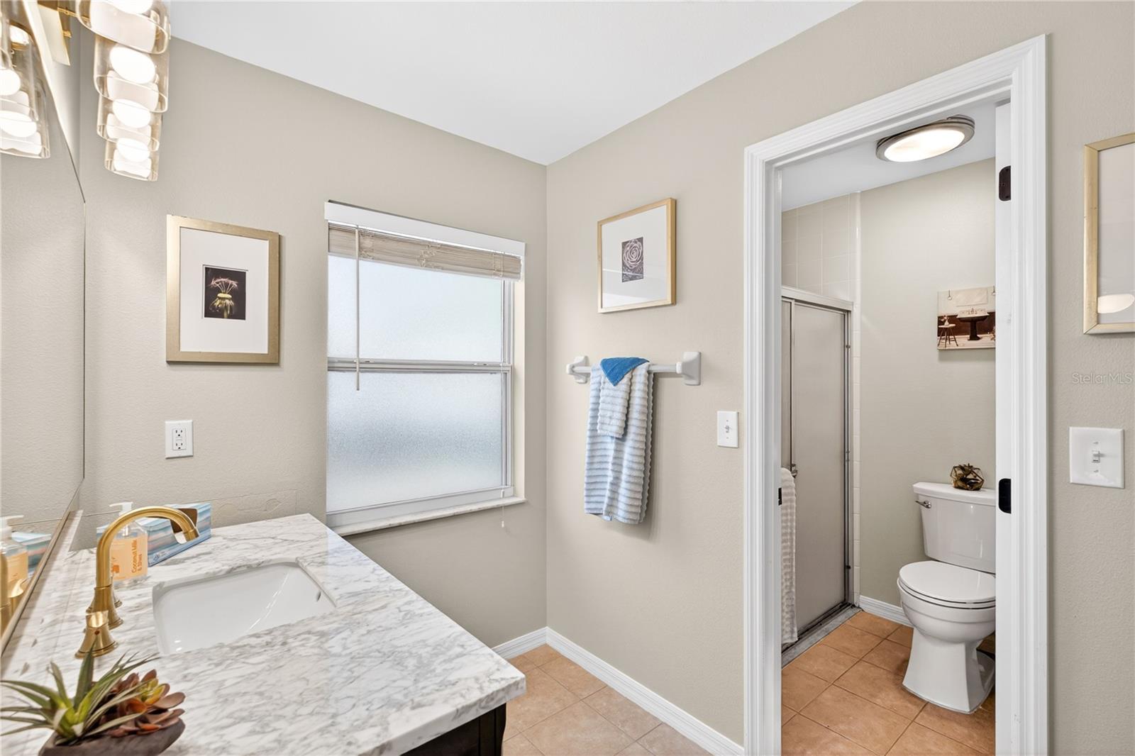 Image 21 of 36 For 11736 Chapelle Court