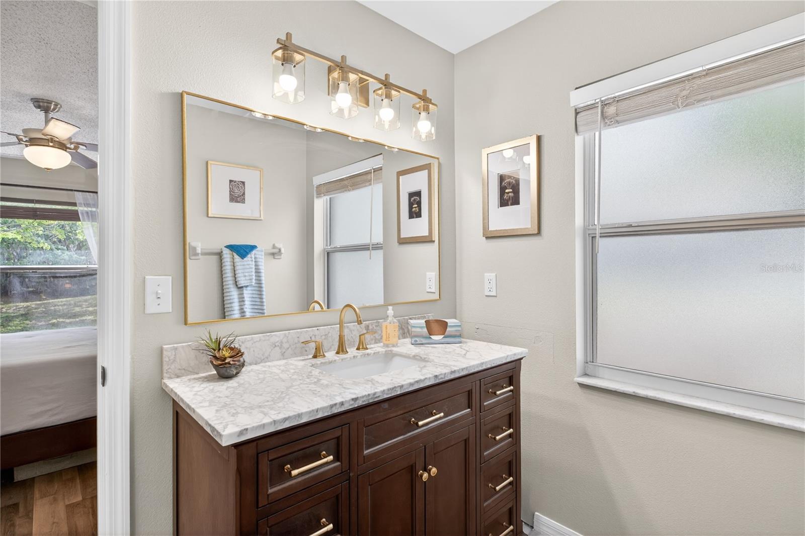 Image 22 of 36 For 11736 Chapelle Court