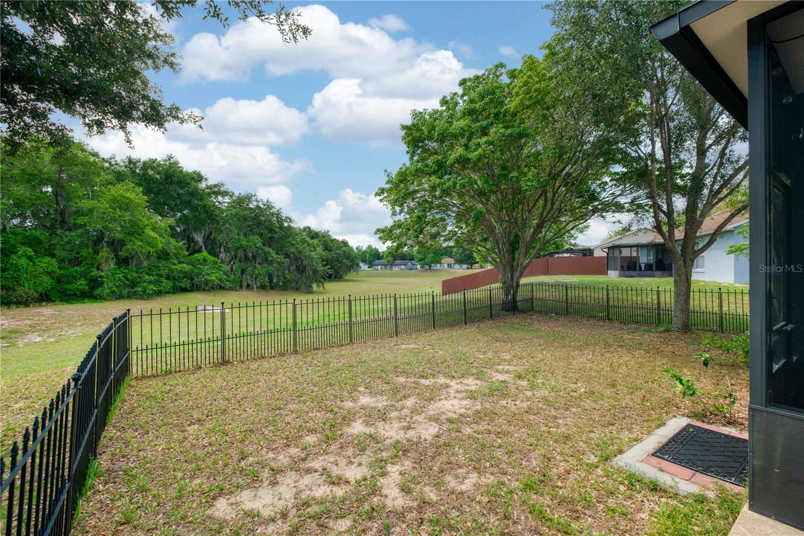 Image 31 of 36 For 11736 Chapelle Court