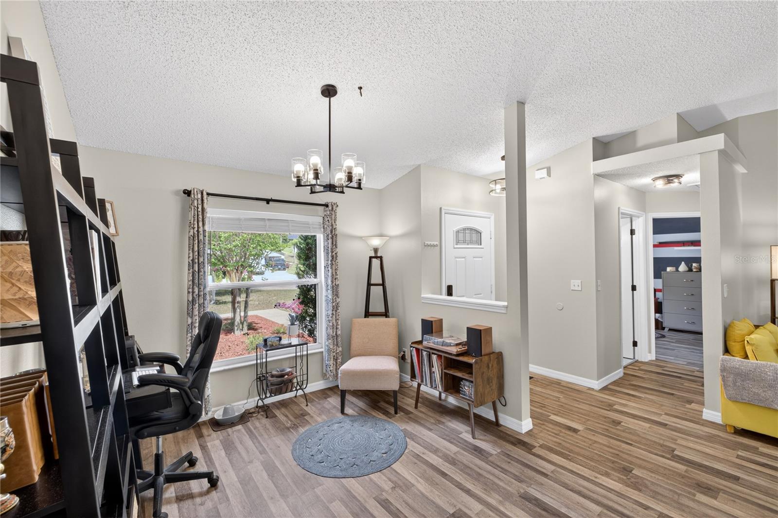 Image 4 of 36 For 11736 Chapelle Court