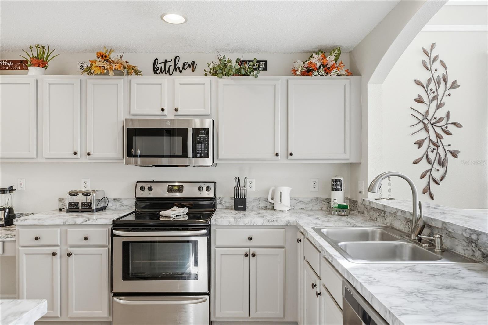 Image 11 of 63 For 8426 Secret Key Cove