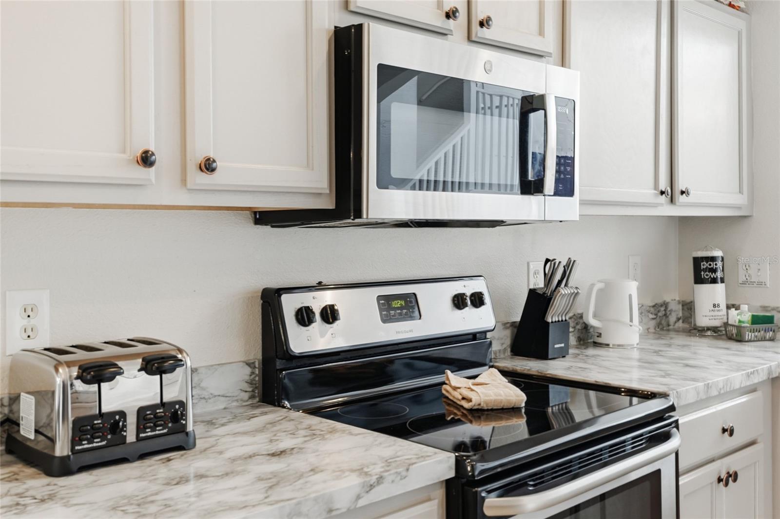 Image 12 of 63 For 8426 Secret Key Cove