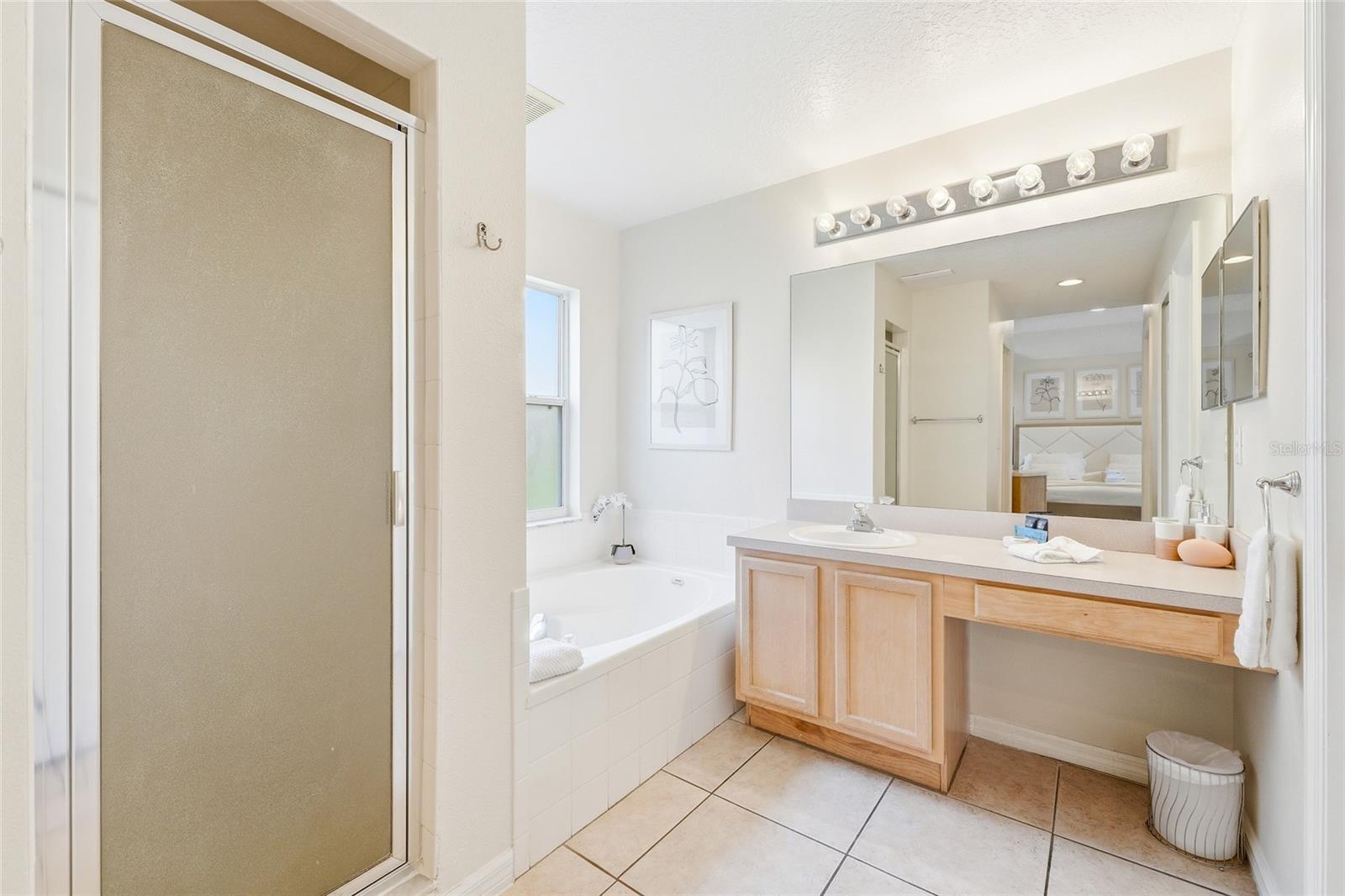 Image 24 of 63 For 8426 Secret Key Cove