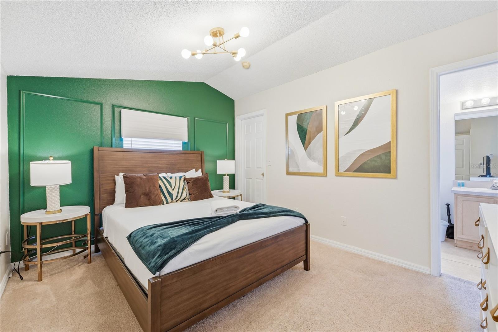 Image 27 of 63 For 8426 Secret Key Cove