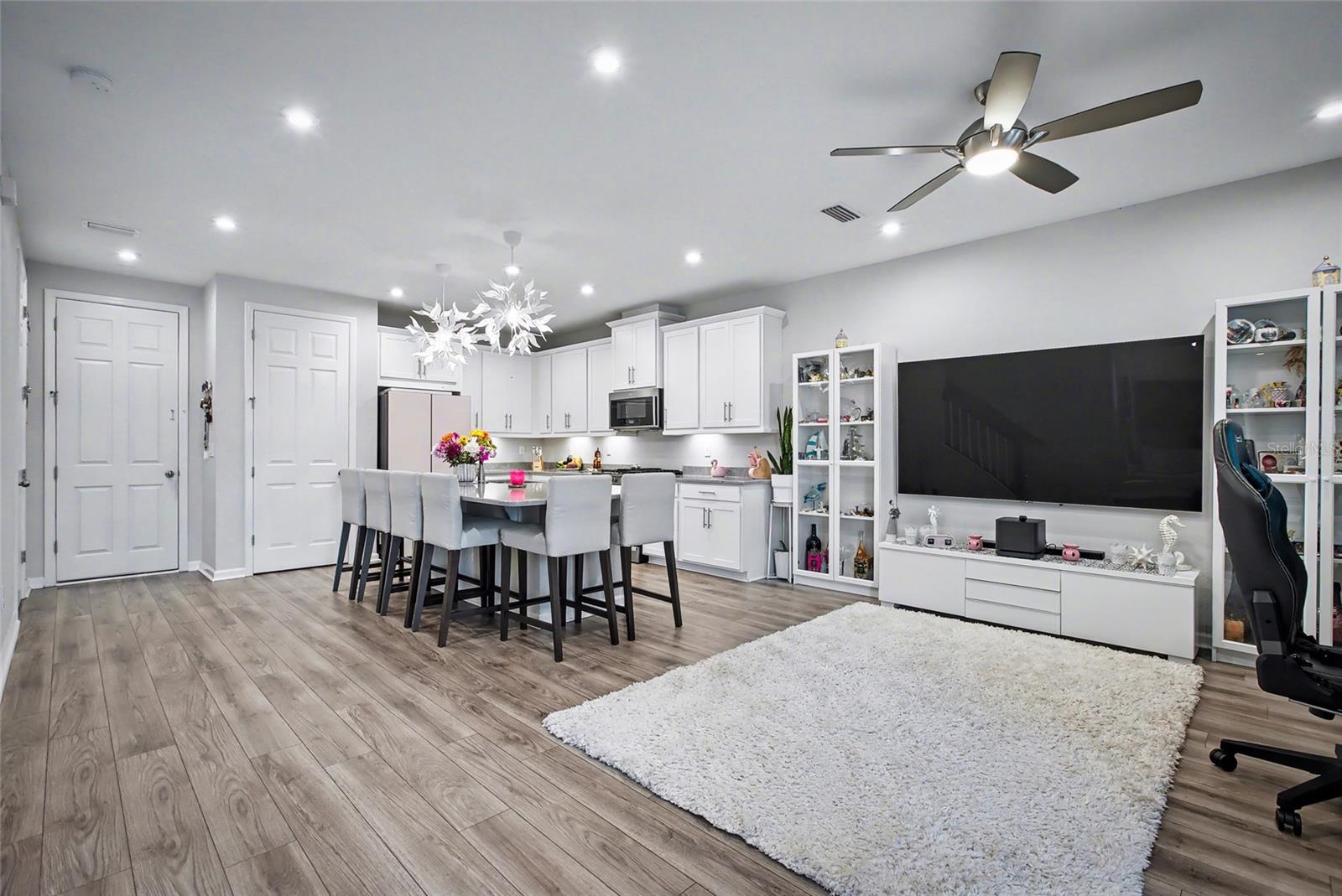 Image 6 of 30 For 3515 Headland Way