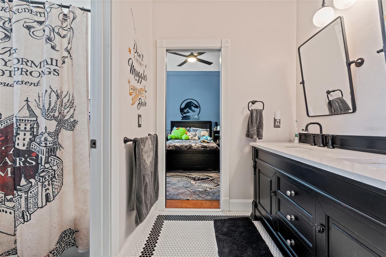 Image 28 of 48 For 11449 Lake Butler Boulevard