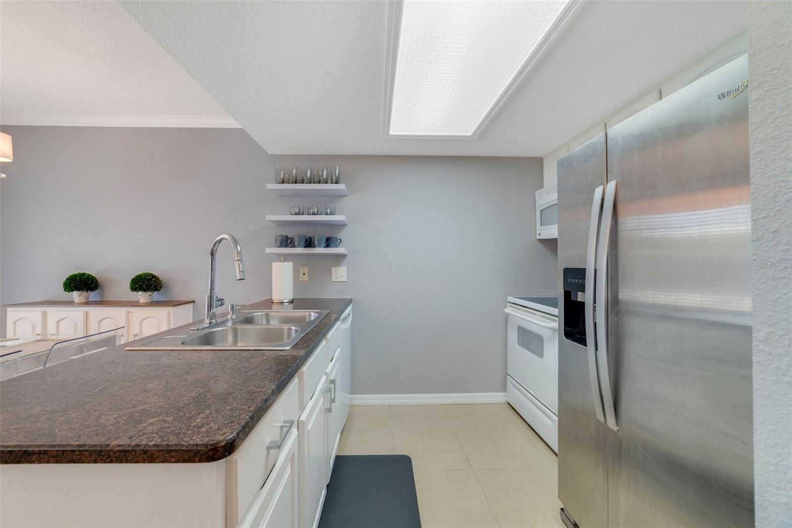 Image 7 of 16 For 108 Lacosta Lane 614