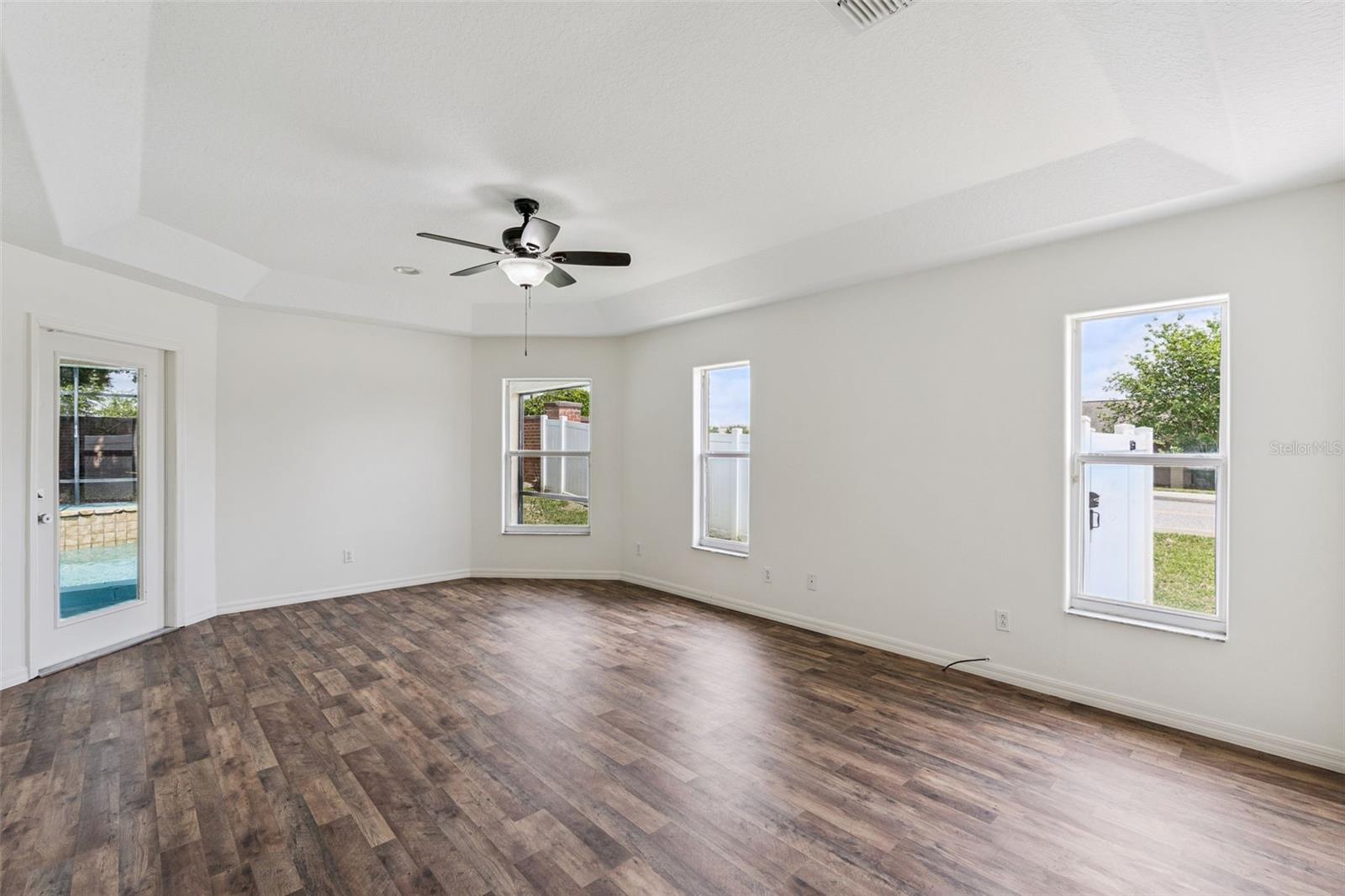 Image 11 of 43 For 2440 Holly Ridge Court