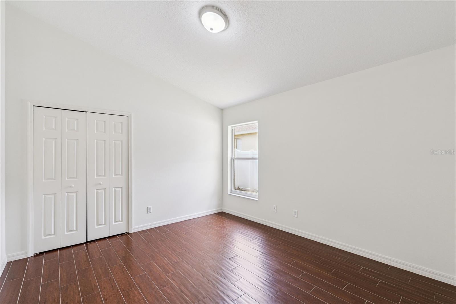 Image 17 of 43 For 2440 Holly Ridge Court