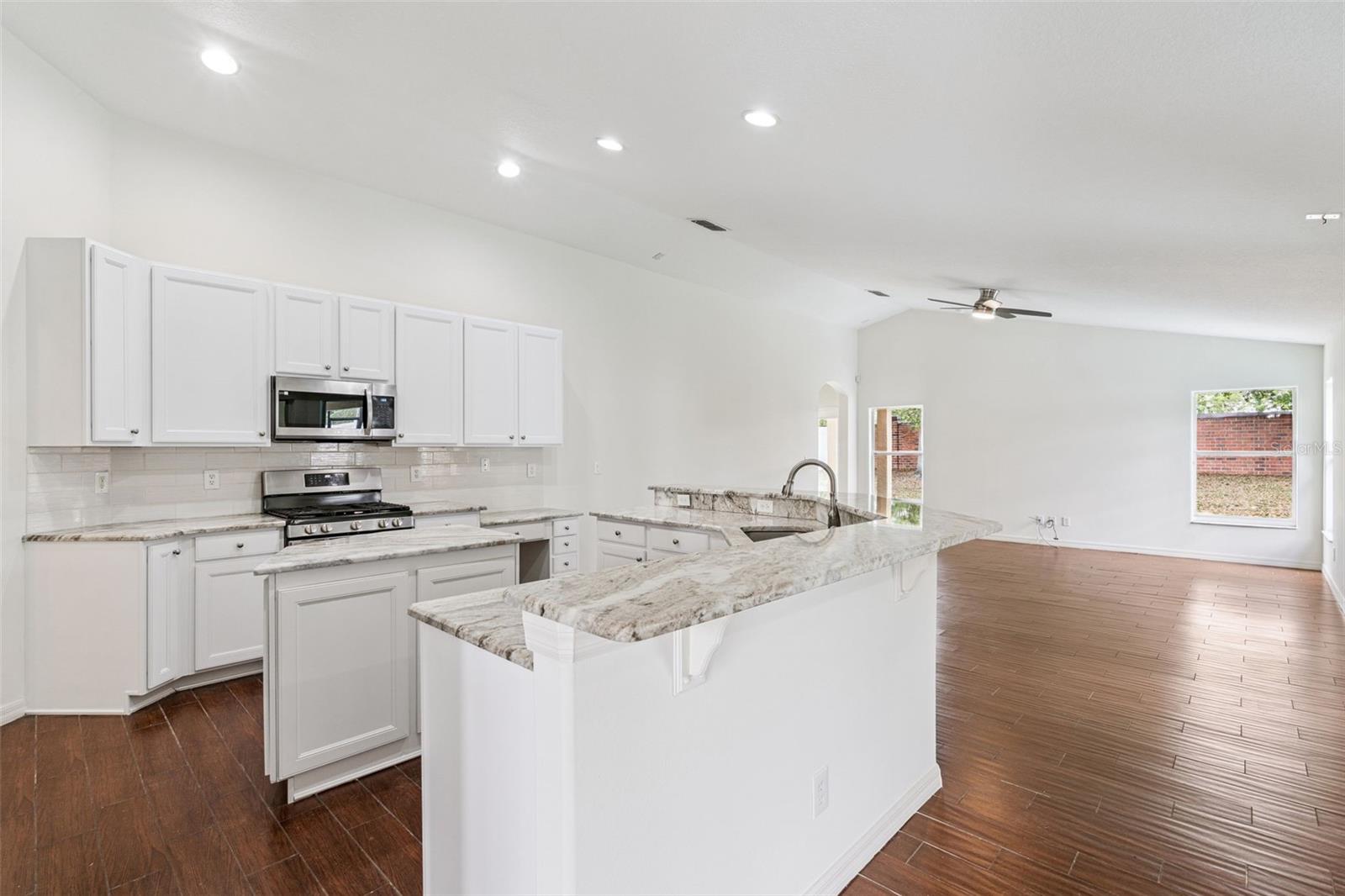 Image 8 of 43 For 2440 Holly Ridge Court