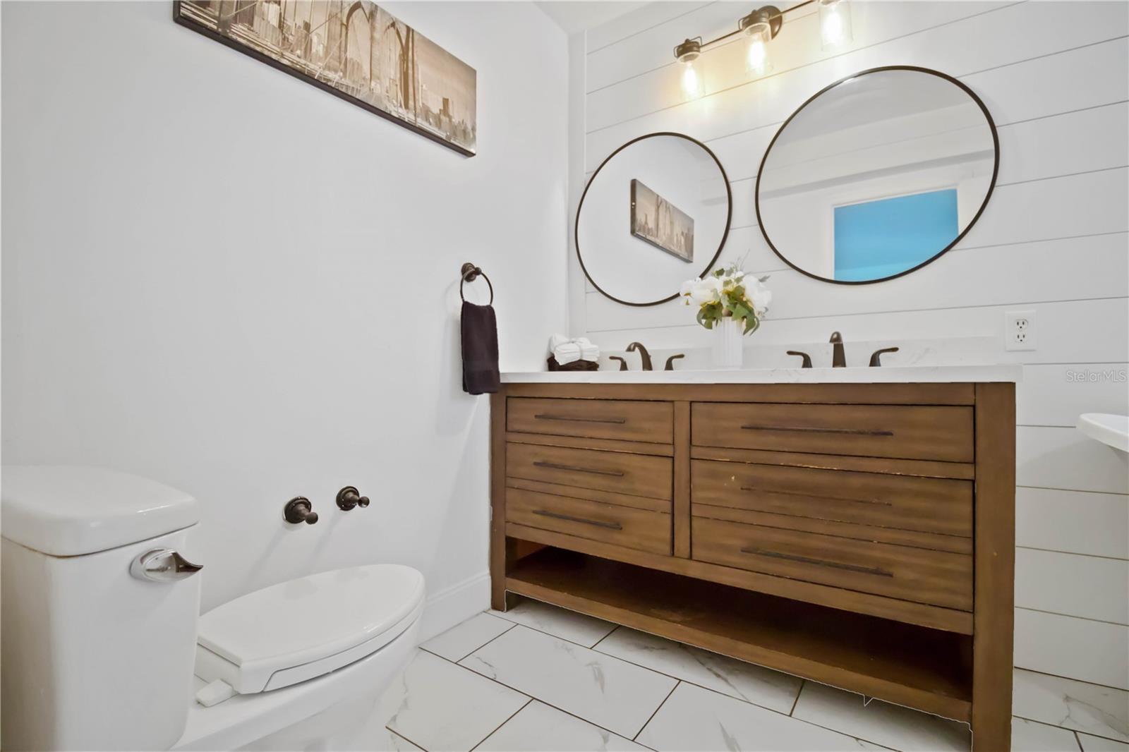 Image 13 of 41 For 7447 Hawkins Road