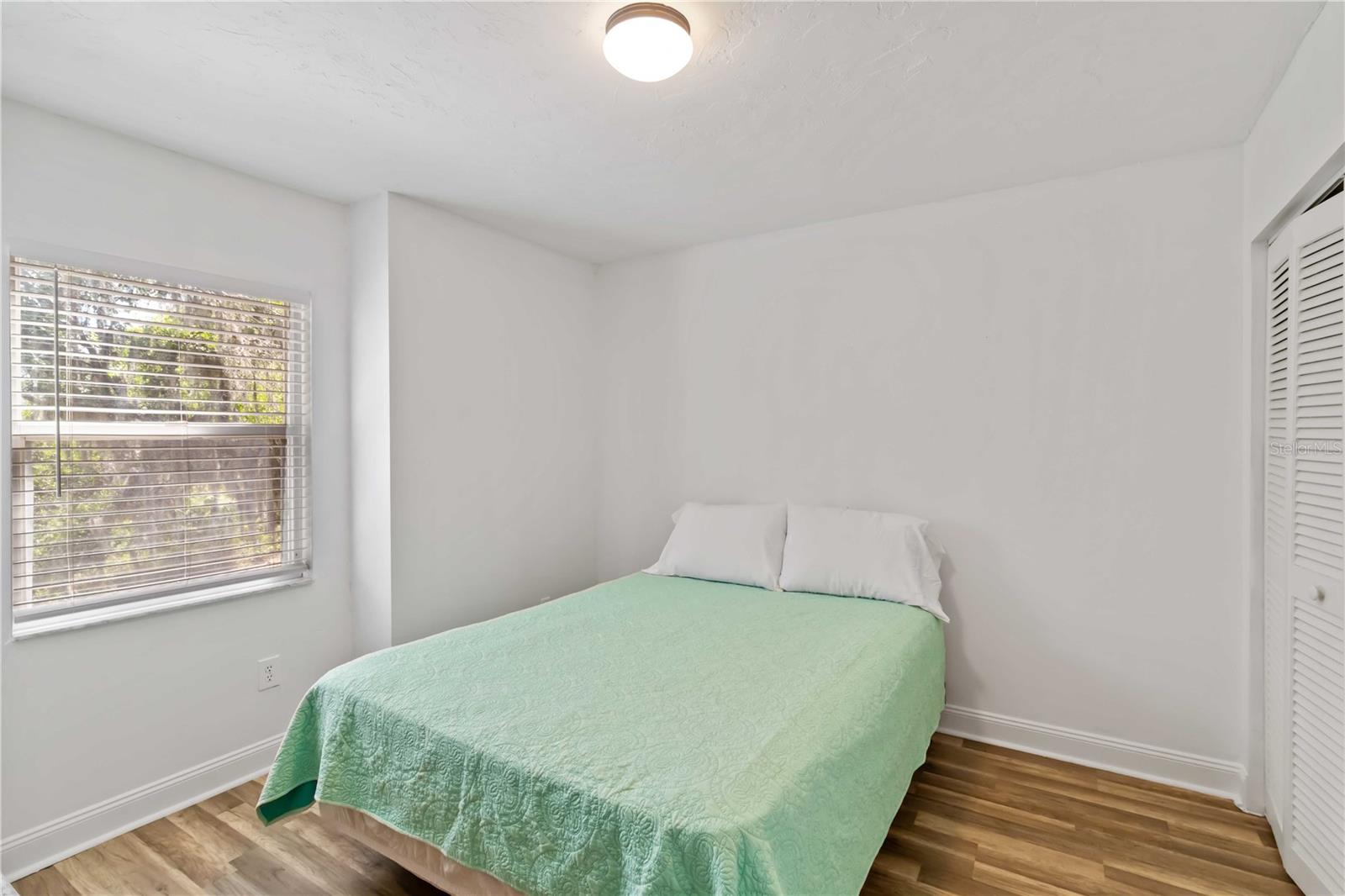 Image 22 of 41 For 7447 Hawkins Road