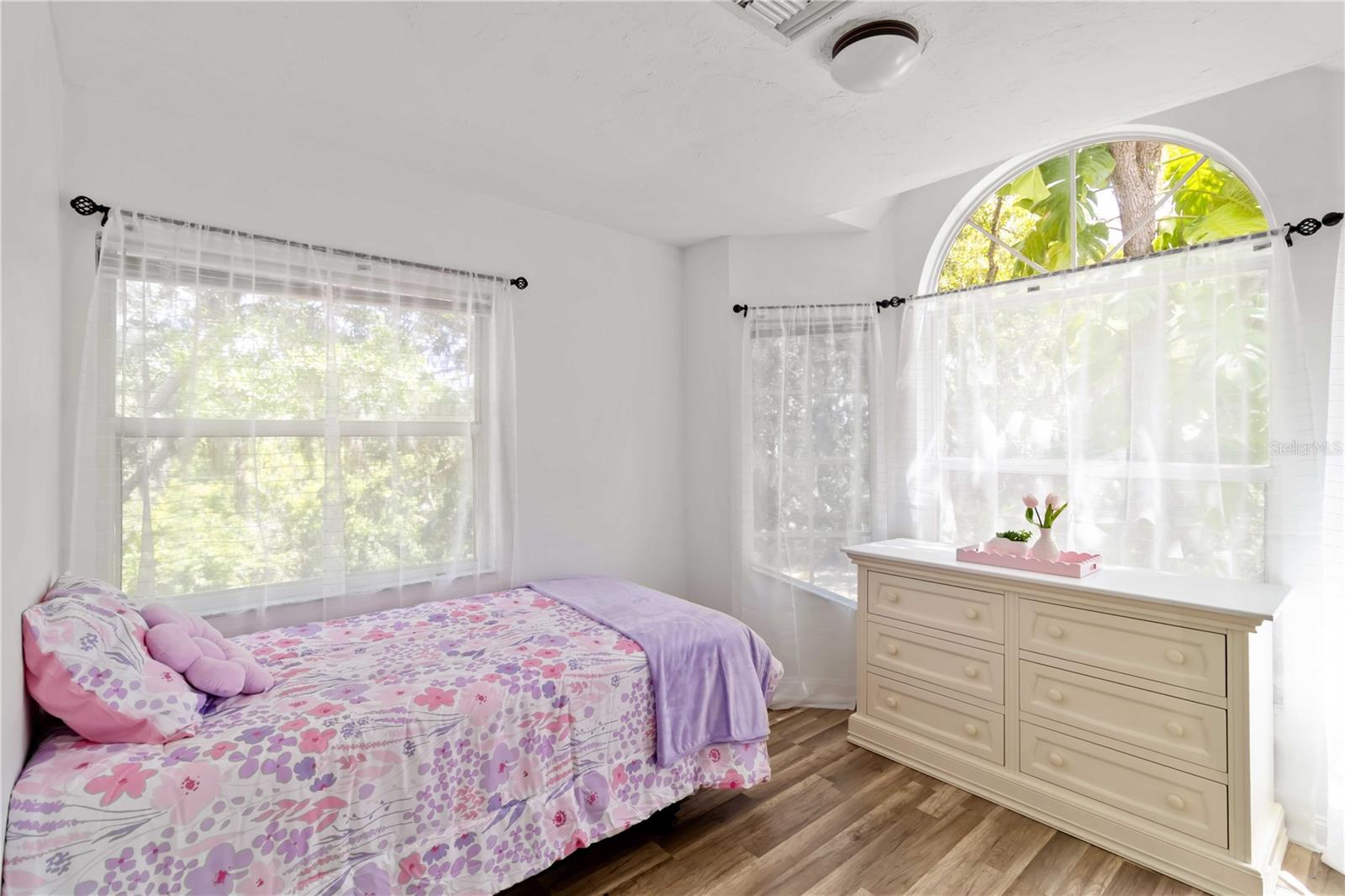 Image 23 of 41 For 7447 Hawkins Road